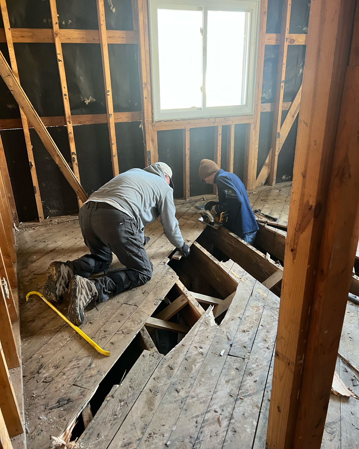 Hurricane Helene Short Term Mission Teams, Disaster Relief and Recovery in Swannanoa NC